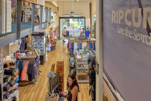 Est Circa 45 yrs Iconic Retail Business Weekly Sales $16K+ Profitable Easy To Operate