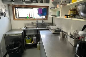 UNDER OFFER - Henty St Fish & Grill