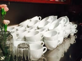 THE EATERY ON JONSON –  CAFÉ / BAR / BISTRO