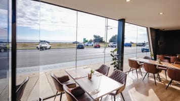 Modern A1 Licensed Restaurant Water Views Highly Establised No Ingoing