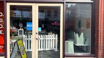 Prime Liverpool St Shop – Ideal for Café / Restaurant / Takeaway (Near-New Fit-Out)