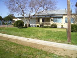 NOT JUST A BUSINESS BUT A CASUAL WAY OF LIFE! -  INCLUDES RESIDENCE & BUSINESS!