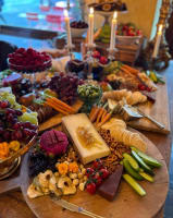 Established Restaurant in highly sought after dining precinct