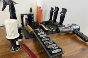 LEASEHOLD - Morv The Barber, Corowa NSW - 1P0587