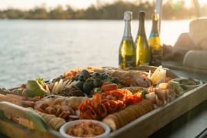 Award winning tourism business - watercraft hire Nagambie Lakes