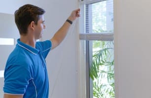 FOR SALE: High-Profit Blind Cleaning & Sales Business + Freehold! Amazing Clean | 3 Franchise Ter...