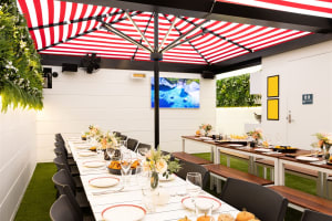 Iconic Seafood / Burger / Yoghurt & Gelato Restaurant