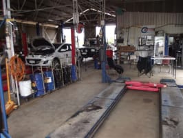 ESTABLISHED MECHANIC BUSINESS SELLING FREEHOLD WITH ADJOINING RESIDENCE