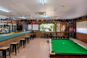 Post Office Hotel & Caravan Park