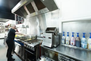 CAFE BUSINESS & HOUSE FOR SALE - Painters Cafe, Corowa NSW - 1P0542