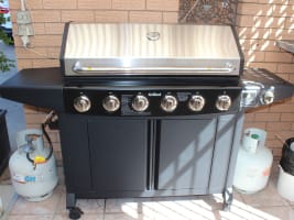 THRIVING REGIONAL MOTEL TOWN, SECURE LEASE & STRONG RETURN POTENTIAL - 1640ML