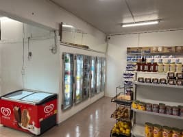Convenience Store/Cafe in Clifton Hill (JASW0048)