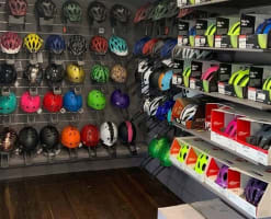 Cycling enthusiasts! 20year business in lifestyle locale!