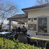 Iconic cafe in the beautiful Hunter Valley Wine Country NSW