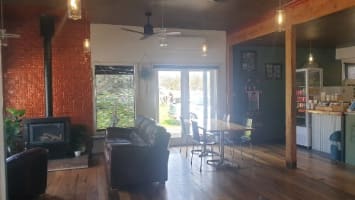 Tooborac Cafe and Post Office (SP2302)