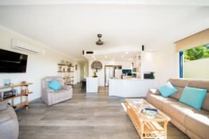 Lifestyle with Income - Airlie Beach - North Qld - Income Range 50 - 100k Plus