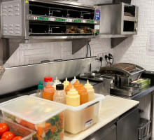 Food Court Chicken Takeaway – Sydney CBD, NSW
