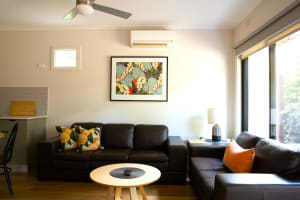 FREEHOLD GOING CONCERN - Goldfield Riverside Apartments, Bright VIC - 1P0625
