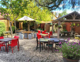 FREEHOLD PASSIVE INVESTMENT - Five Flags Hotel, Campbells Creek VIC - 1P0554