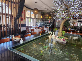 Licensed upmarket & spacious Chinese Restaurant priced to sell at $70000. PBA