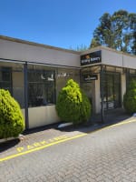 Popular Café & Bakery in Stirling – Adelaide Hills.  PRICE REDUCED.