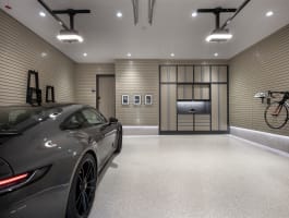 Showroom - High-End Garage Fit-outs