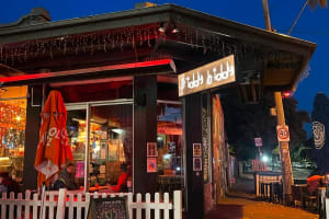 UNDER OFFER - Iddy Biddy Bar