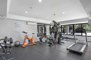 $720K+ Net - established permanent portfolio in Kangaroo Point | Resort Brokers ID : MR009403