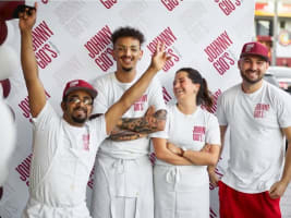 Dyqqdukfxqjxoazn1h84