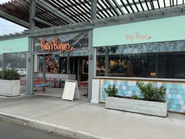 BETTY’S BURGERS TORQUAY FOR SALE - POA