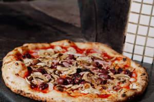 Established Pizzeria - $20,000+ Weekly Sales - PF1618