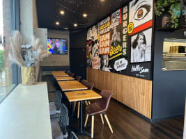 CAFE LICENSED,  COMMERCIAL KITCHEN, AS NEW.  TAKING $10,000PW