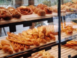 Massive Price Drop: Well-known Bakery with over 25 years of success,