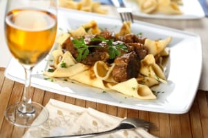 Takeaway and Dine-in Pizza Shop Restaurant | Liquor License | 30 Years Same Owner | Short Hours -...