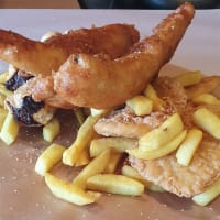 UP MARKET TAKEAWAY IN PRIME WATERFRONT LOCAL