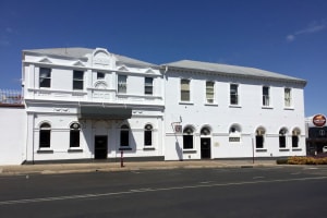 White Hart Hotel - Recently Refurbished Country Hotel