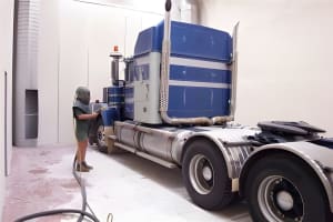 Large-Scale Sandblasting Facility With Freehold