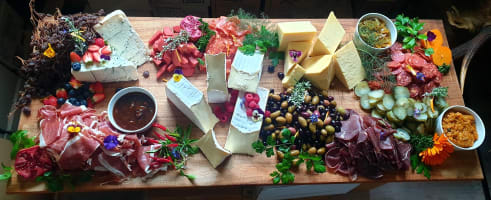 Iconic Freehold Going Concern Café & Wine Bar– A Landmark Lifestyle Opportunity Near Bendigo