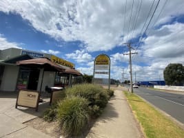 Thriving Takeaway Cafe in High-Traffic Location Endless Potential