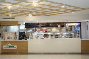 Indonesian & Malaysian Food in Busy Shopping Centre Location
