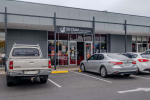 High-Traffic Shopping Centre Pizzeria – Strong Sales, Fully Fitted Out