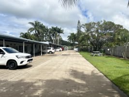 SMALL EASILY MANAGED, TRAMWAY MOTEL - 2086ML