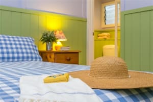 Rare Freehold Coastal Lodge - Boutique Accommodation