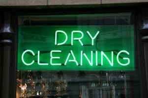 Dry Cleaner Tkg $3000-4000pw*Vermont area*Excellent Lease [2102231]