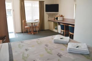 Motel for Sale - Central Tablelands - Delightful Property