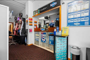 Eyzcf451emtlgy1toz24