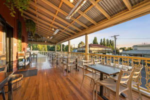 Under Contract - Empire Hotel, Beechworth