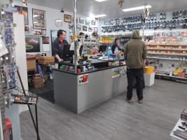 Vendor Finance  Thriving Auto Parts St Helens L/H $100,000+SAV Busy & Profitable Freehold Available