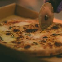 UP MARKET TAKEAWAY IN PRIME WATERFRONT LOCAL