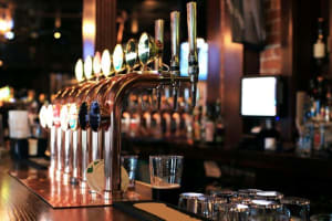 STUNNING METRO TAVERN WITH THE BEST LEASE YOU’LL EVER FIND!